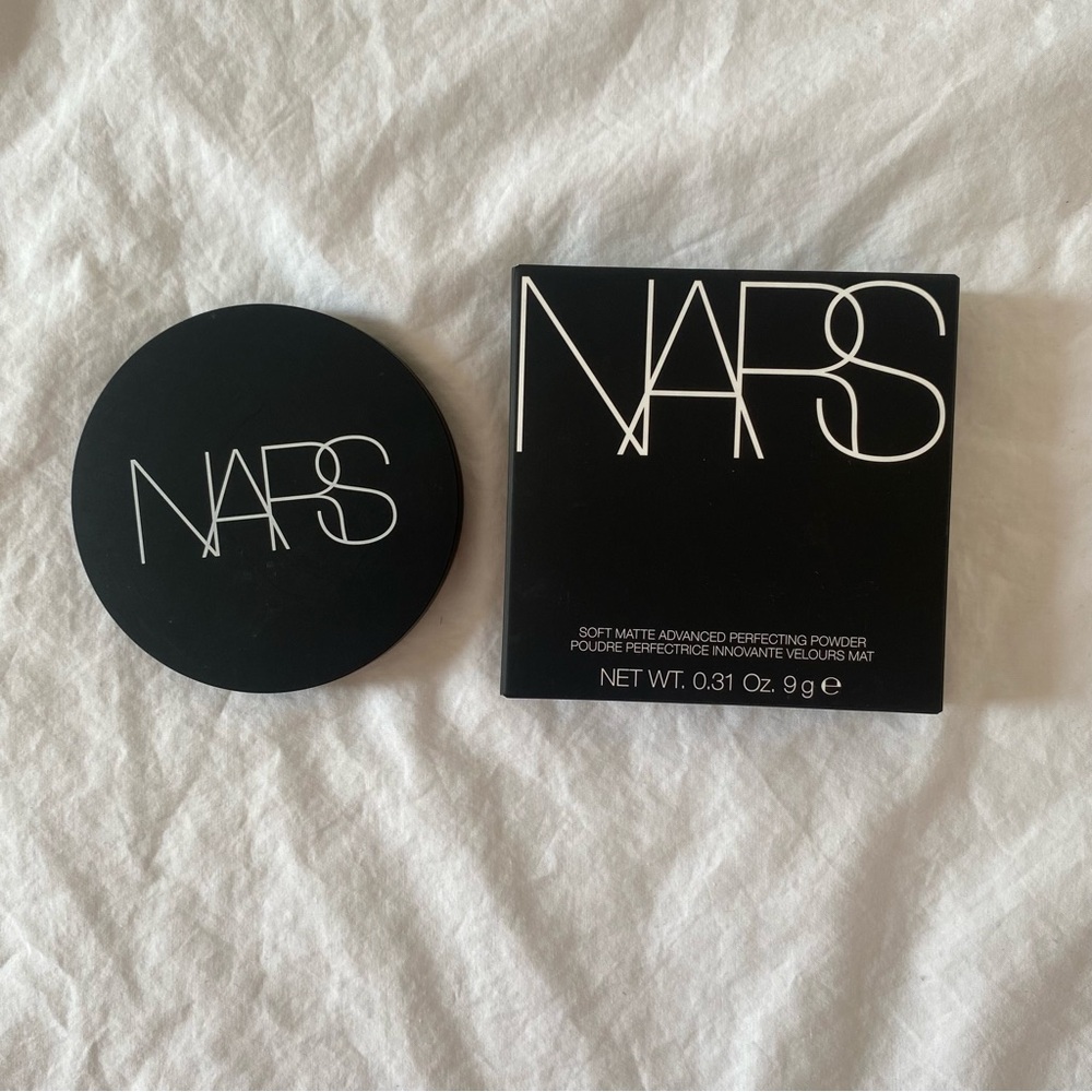 NARS Soft Matte Advanced Perfecting Powder